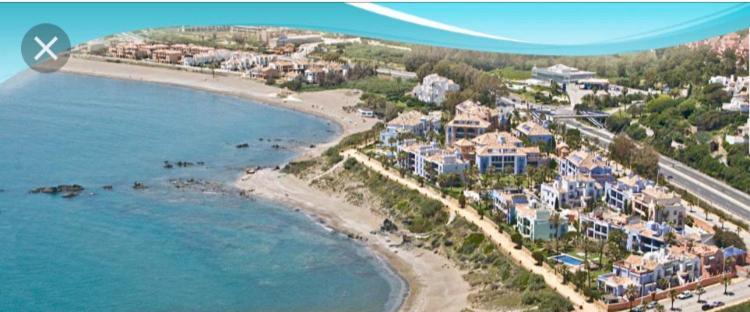 Апартаменты La Perla De La Bahia, Urbanizacion Gran Lujo Баия-де-Касарес Экстерьер фото