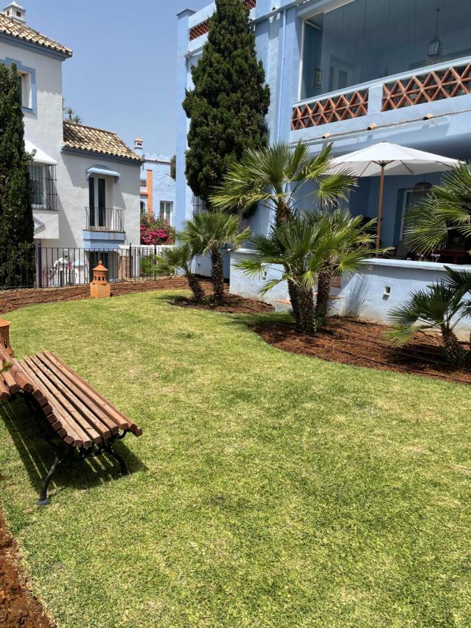 Апартаменты La Perla De La Bahia, Urbanizacion Gran Lujo Баия-де-Касарес Экстерьер фото